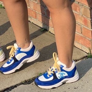 Size 37 Chanel sneaker